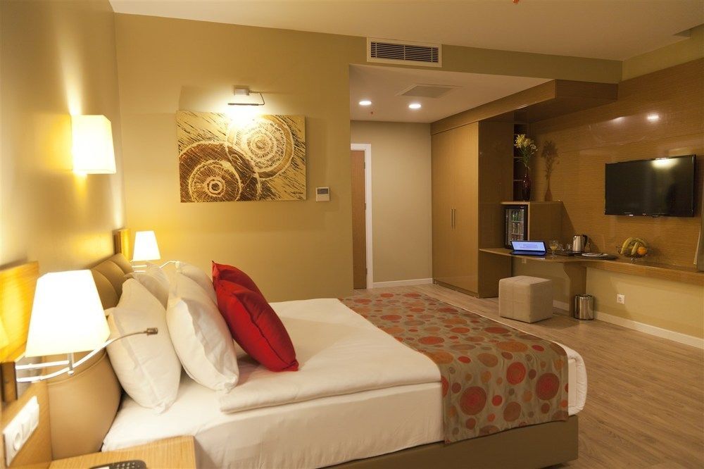 Grand Plaza Hotel Estambul Exterior foto