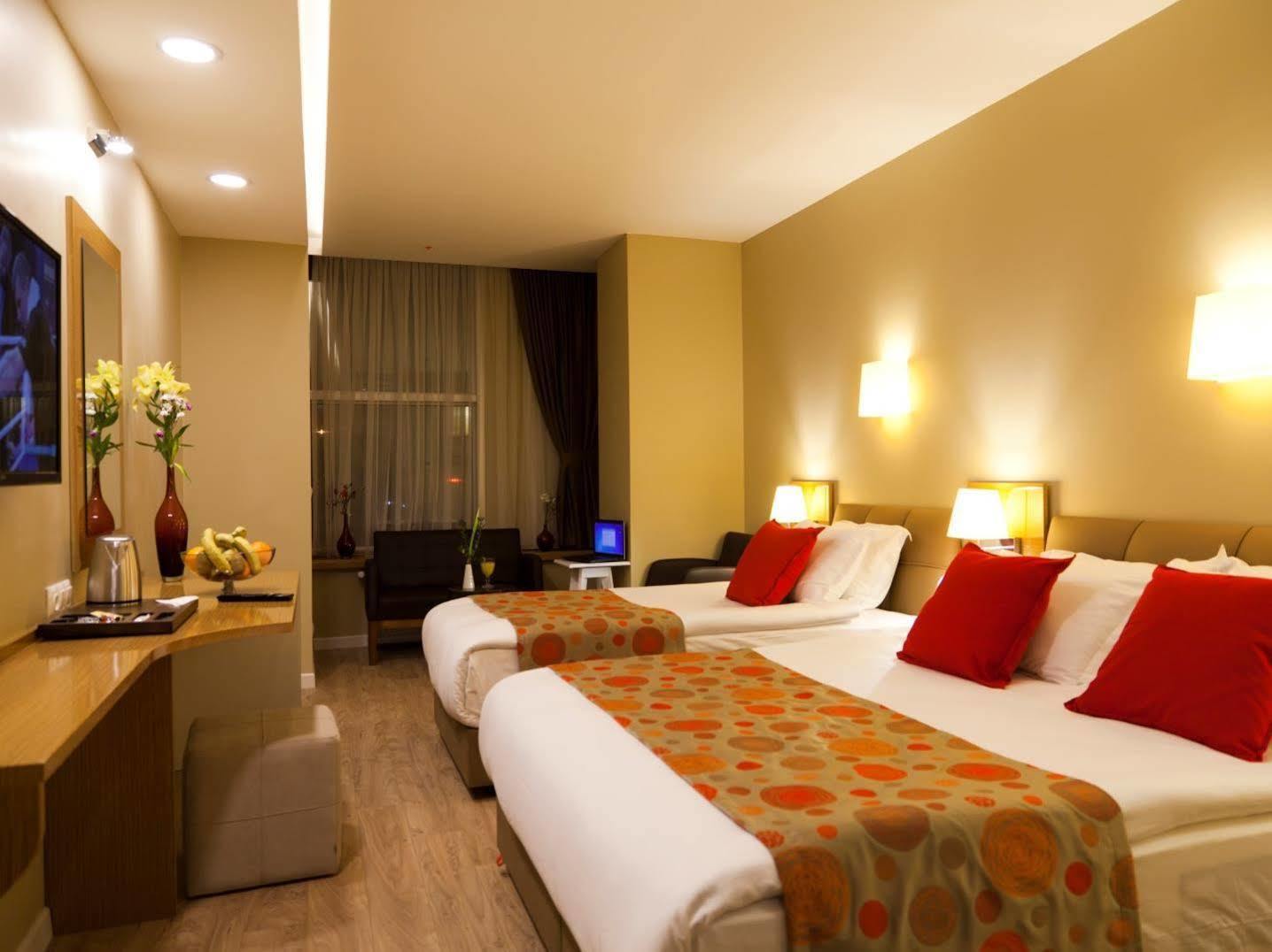 Grand Plaza Hotel Estambul Exterior foto